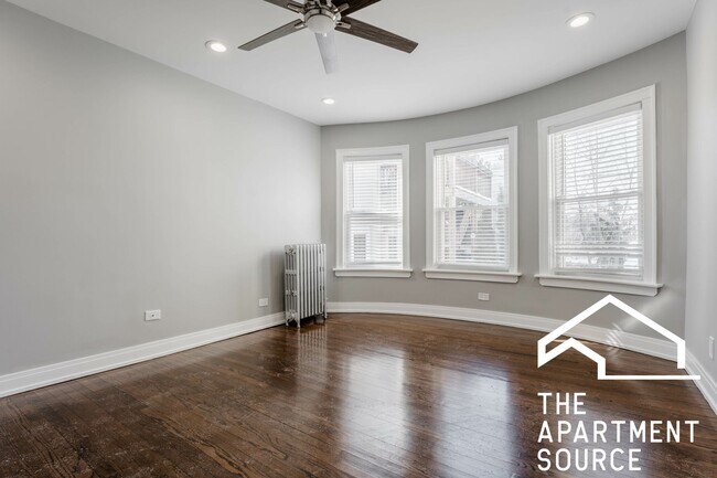 Foto del edificio - 1432 W Farragut Ave