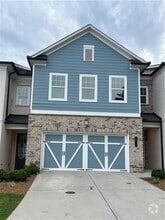 Building Photo - 6025 Stella Dr