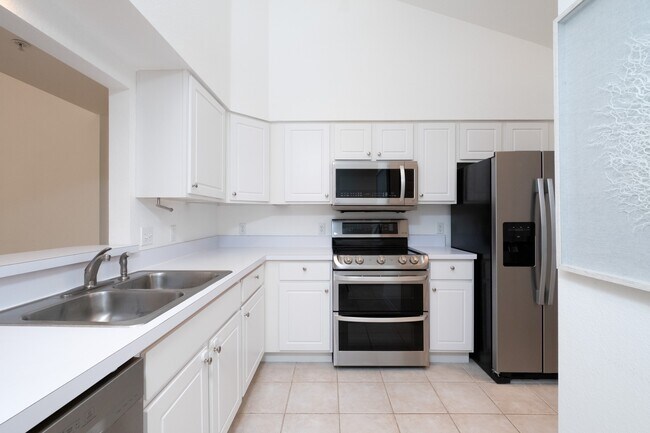 Building Photo - 9124 SW 51st Rd