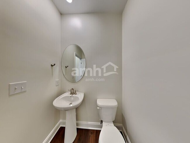 Foto del edificio - 5211 Virtue Ave