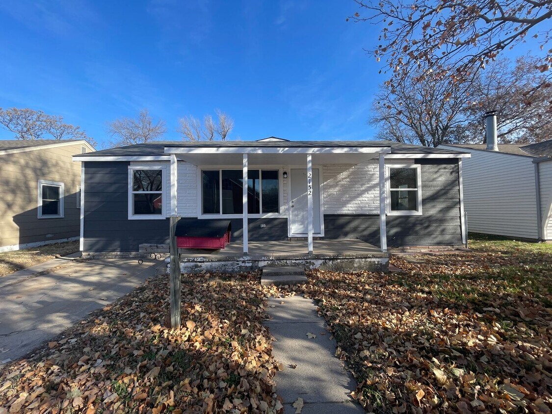 Foto principal - Brand new 3 Bedroom in Central Wichita