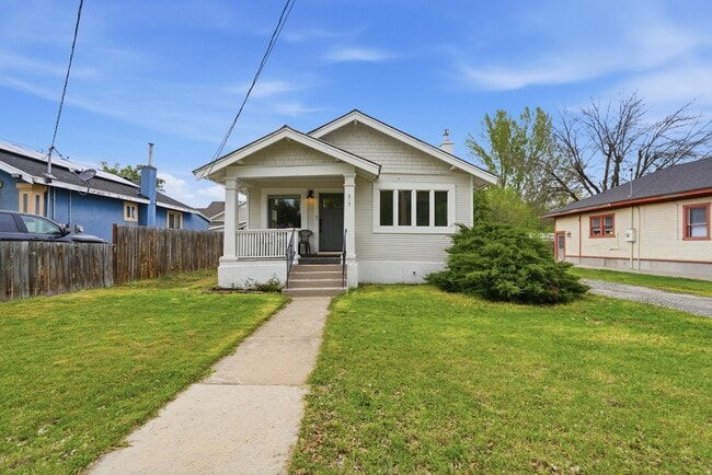 Building Photo - 215 E 300 S