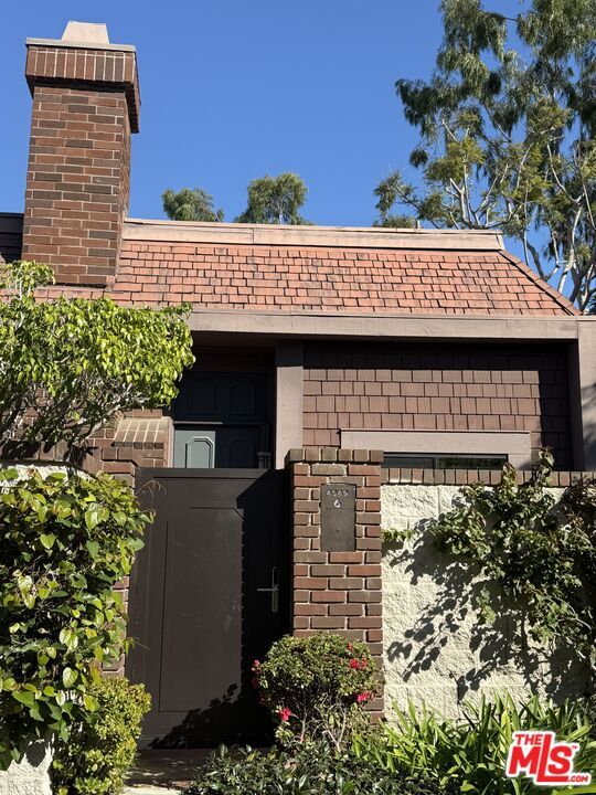 Foto del edificio - 4549 Alla Rd