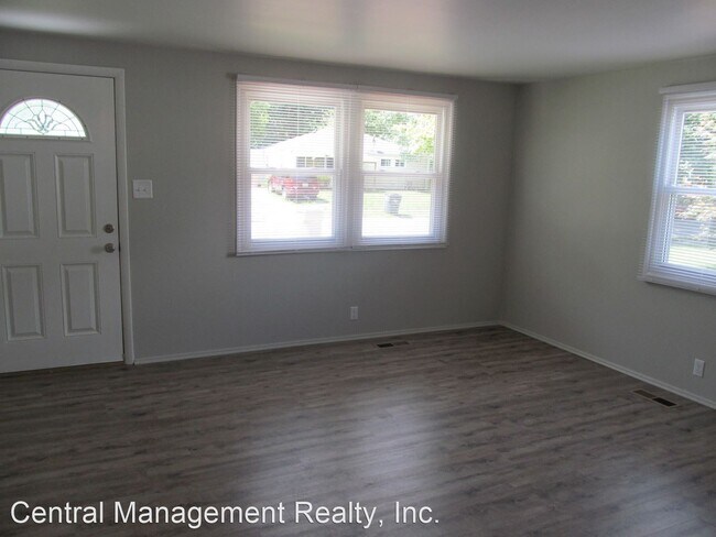 Foto del edificio - 3 br, 1.5 bath House - 816 Woodcliff