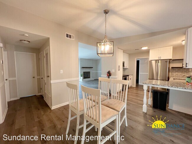 Foto del edificio - 3 br, 2 bath House - 315 Lake Drive