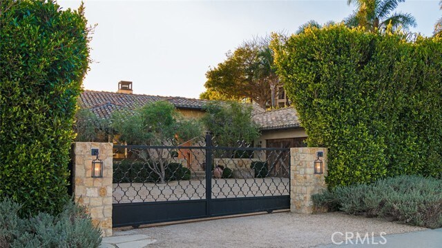 Foto del edificio - 24650 Blue Dane Ln
