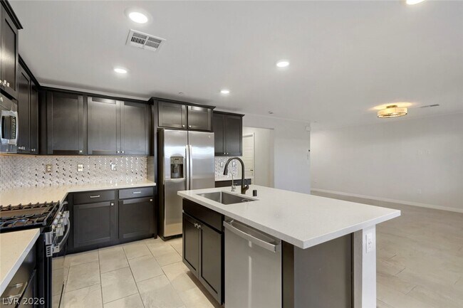 Foto del edificio - 9493 Sky Pointe Dr