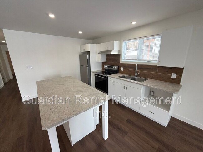 Photo du bâtiment - 575 Syndicate Ave S