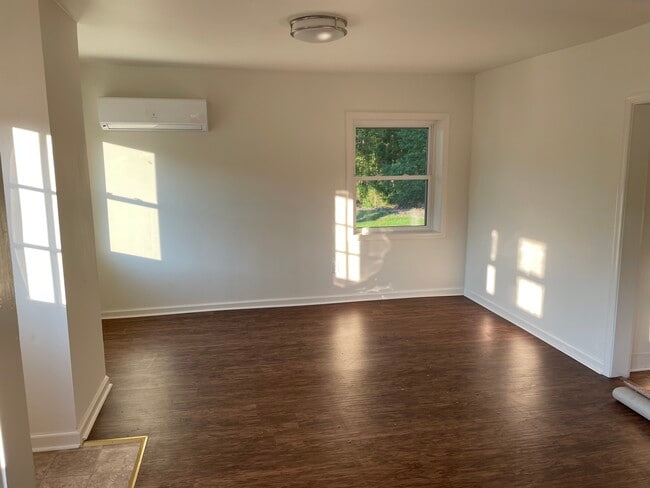 Dining room - 7604 Snow Hill Rd