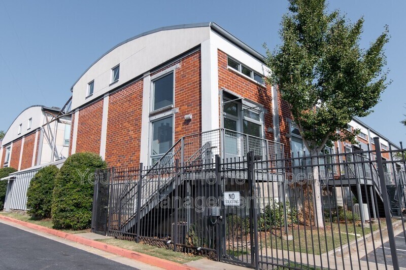 Foto principal - 1661 La France Street Northeast