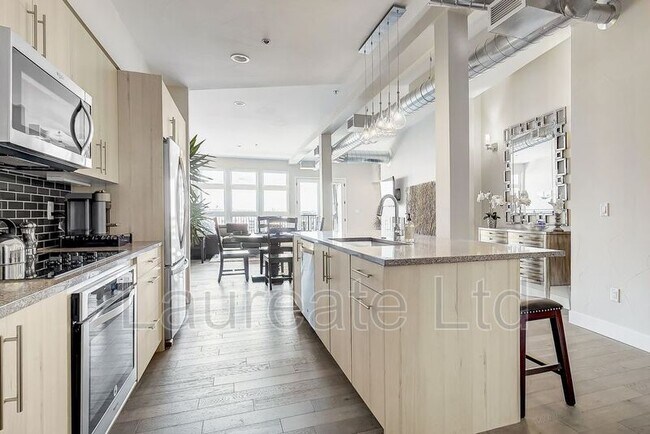 Photo - 3198 Blake St Apartment