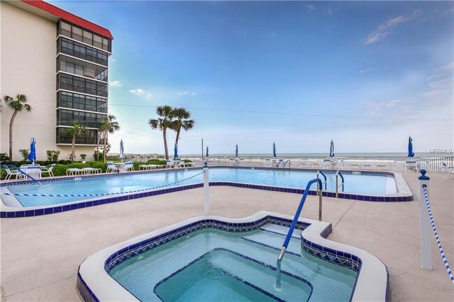 Foto del edificio - 18304 Gulf Blvd