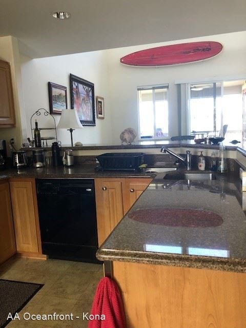 Foto del edificio - 2 br, 2 bath House - 75-5919 Alii Drive, U...