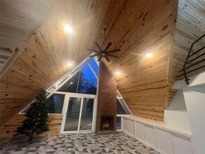 Building Photo - 415 Shirleen Dr