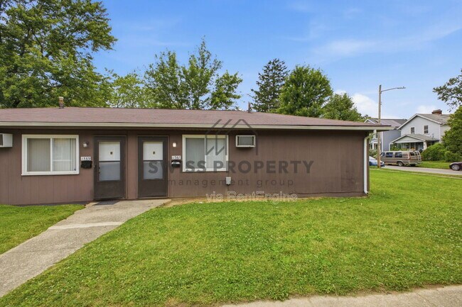Foto del edificio - 1567 Briarwood Ave