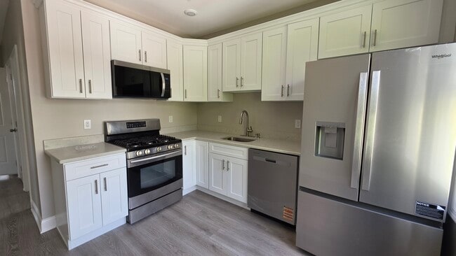 Foto del edificio - 218 Dwight St