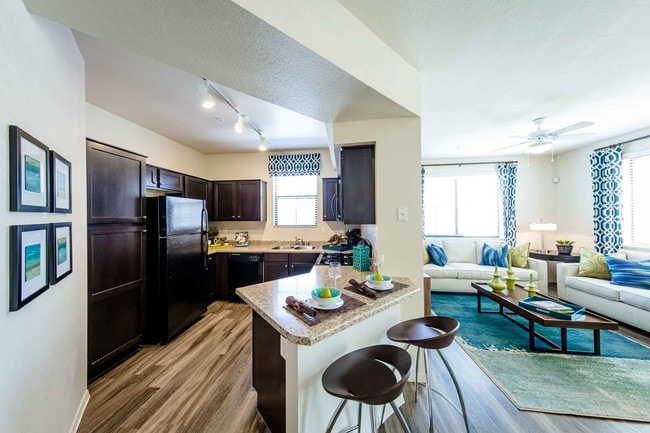 Building Photo - CHANDLER APARTMENT HOMES