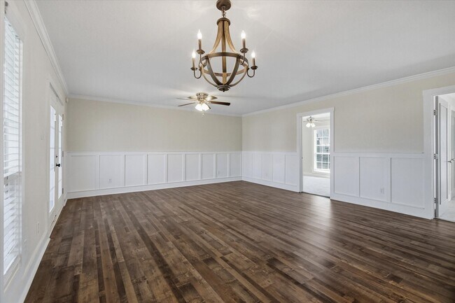 Foto del edificio - 606 Warsaw Dr