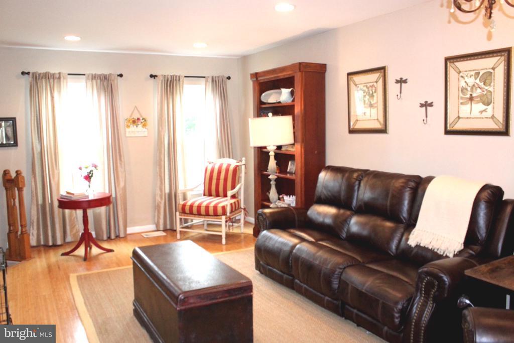 Foto principal - 44994 George Washington Blvd