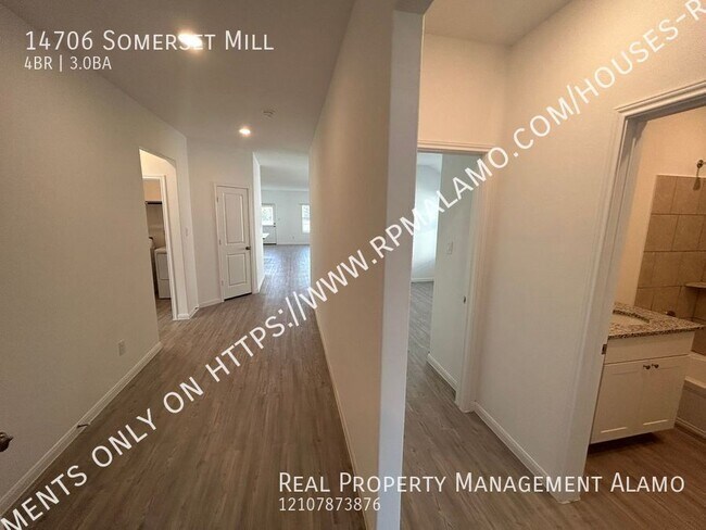 Foto del edificio - 14706 Somerset Ml