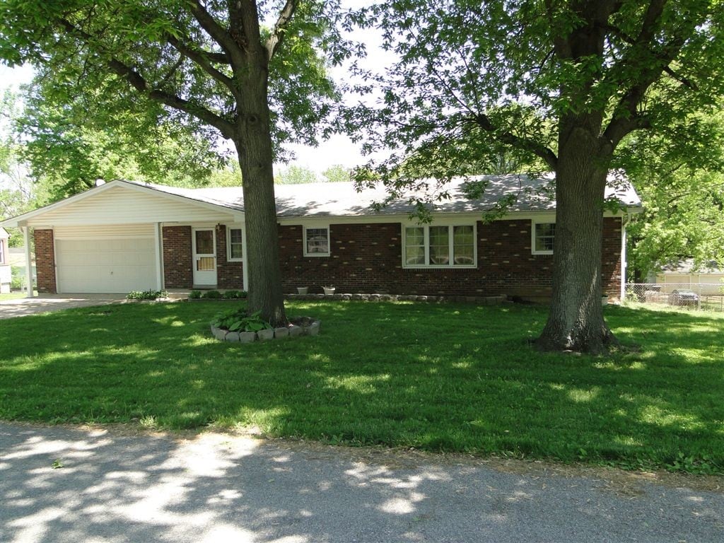 1808 Elm Tree St, Saint Peters, MO 63376 House Rental in Saint Peters