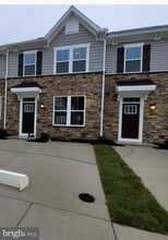 Building Photo - 116 Capeside Ct
