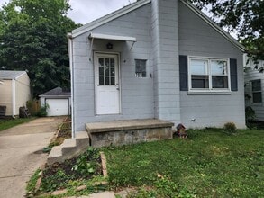 Building Photo - 703 Cullom St