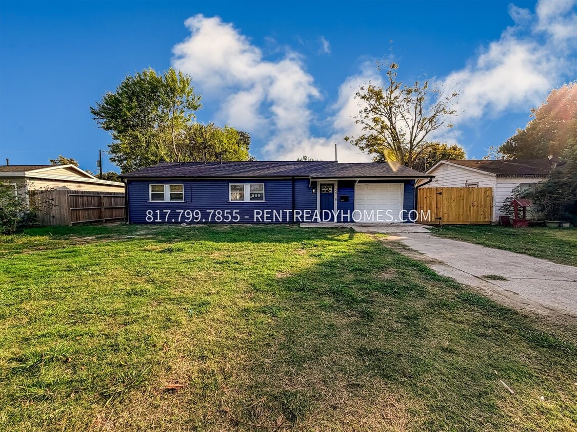 Photo - 2418 Kingsdale Dr