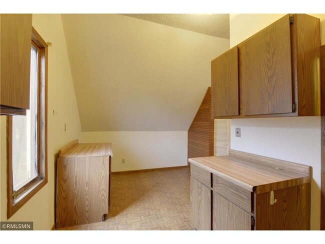 Building Photo - 432 N Dewey St