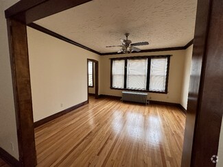 Building Photo - 4258 W Thomas St