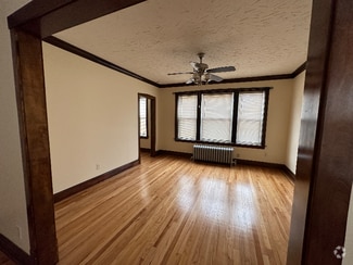 Building Photo - 4258 W Thomas St