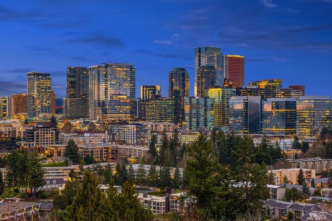 Building Photo - 9610 SE 7th St