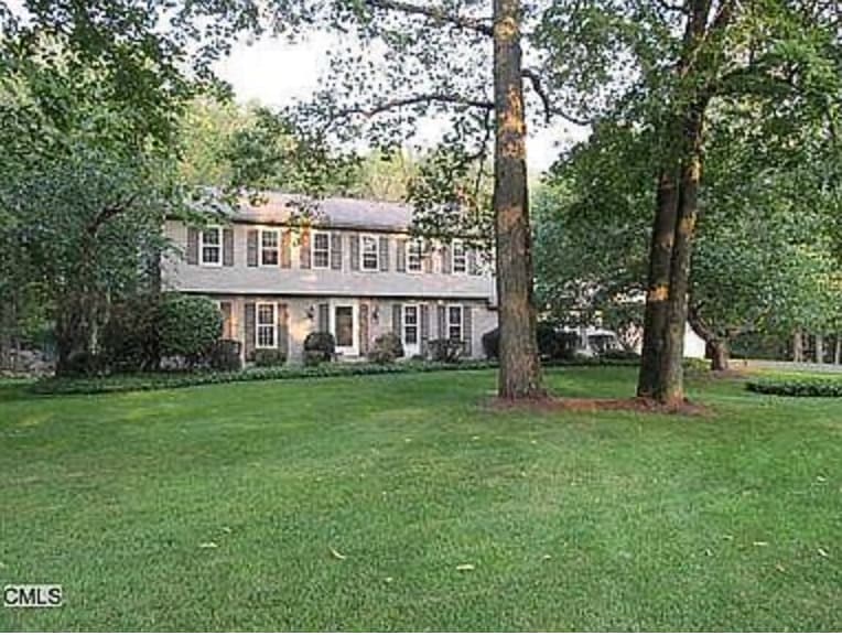 Primary Photo - 40 Sturbridge Ln
