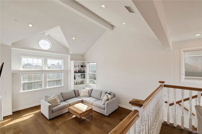 Foto del edificio - 1743 Havemeyer Ln
