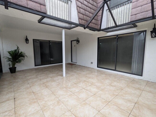 Building Photo - 3 br, 2.5 bath House - 7781 Courtyard Run W