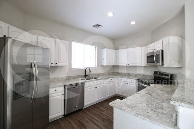 Building Photo - 4226 E Spawn Ln