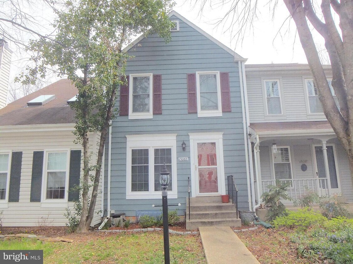 Primary Photo - 15065 Maple Glen Ct