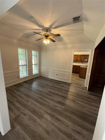 Building Photo - 2104 Springwood
