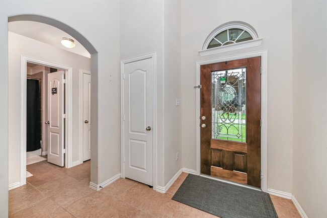 Building Photo - 26515 Grey Sparrow Dr
