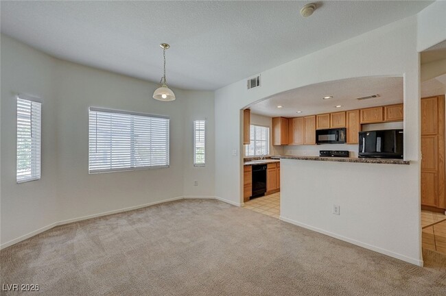 Foto del edificio - 6160 Rumrill St