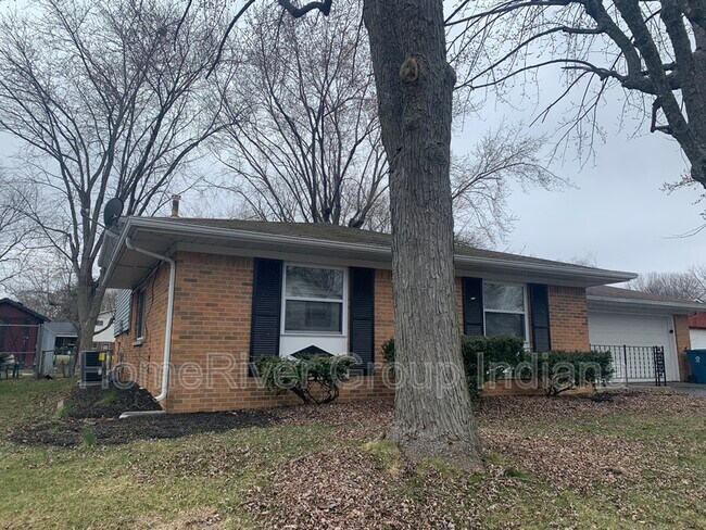 Building Photo - 2724 Constellation Dr