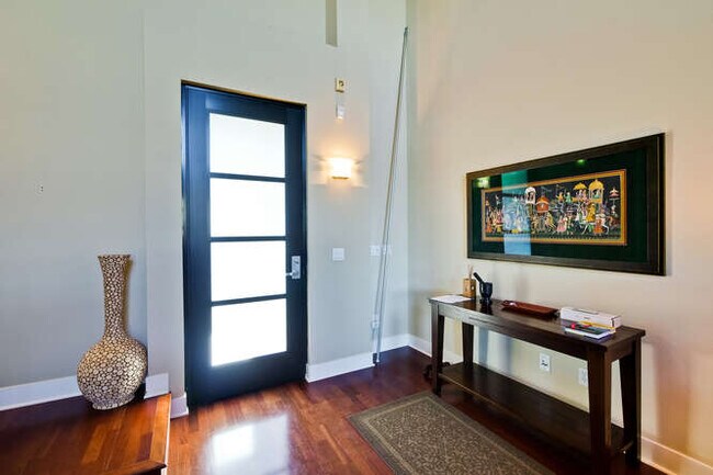 Foto del edificio - 350 E Mission St