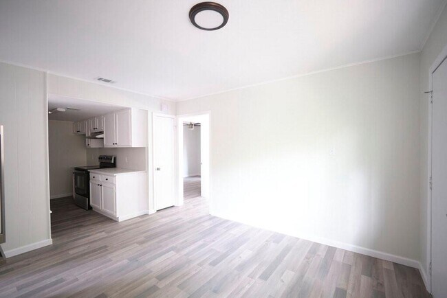 Foto del edificio - 8616 Fireside Dr