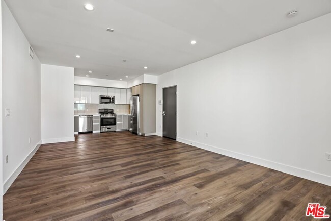 Foto del edificio - 850 Wilcox Ave