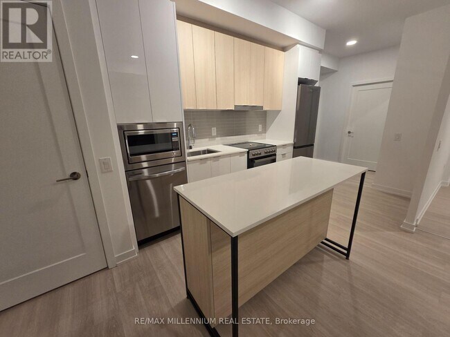 Photo du bâtiment - 9763 Markham Rd