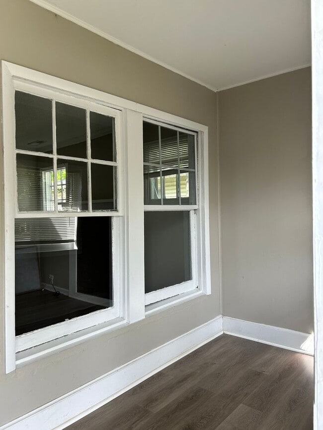 Building Photo - Spacious Four Bedroom Home