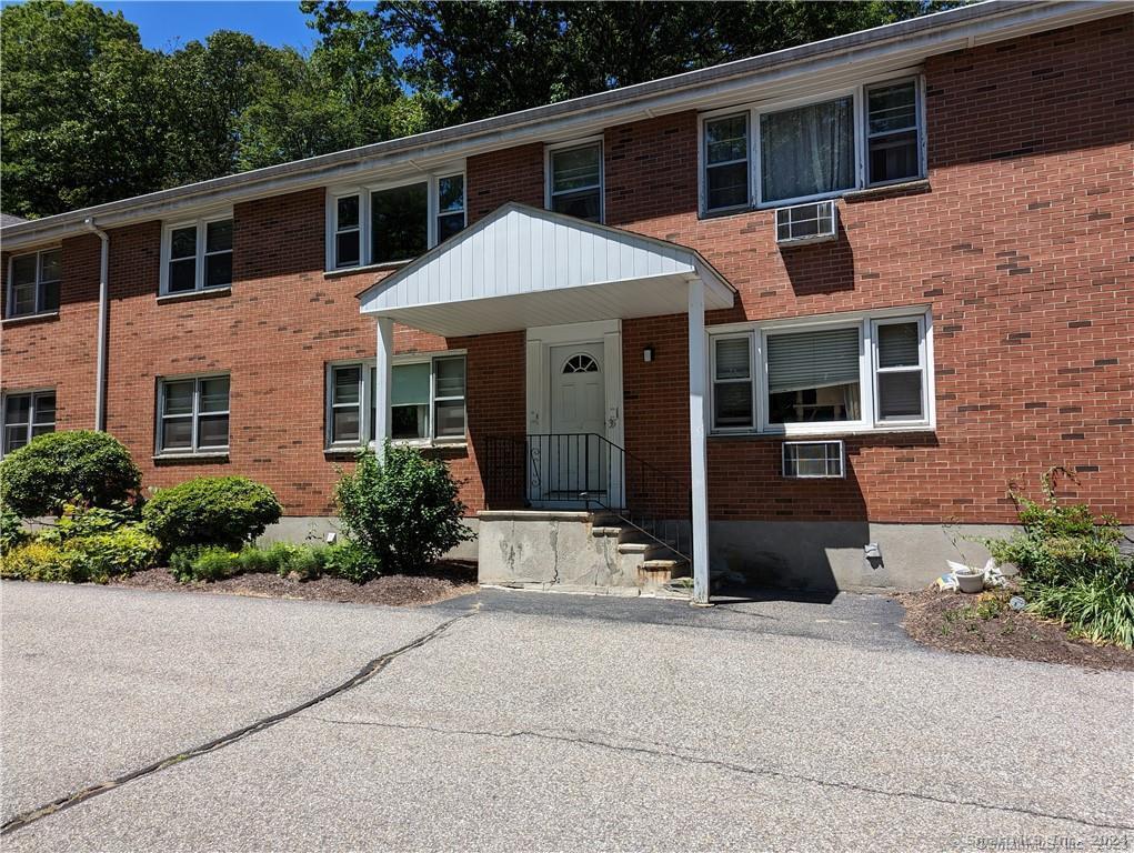 Foto principal - 56 Wakelee Ave