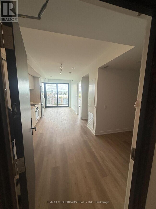 Building Photo - 3009 Novar Rd