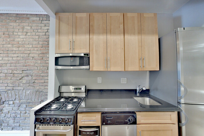 Foto del edificio - 493 Second Ave (27th & 28th St), #1