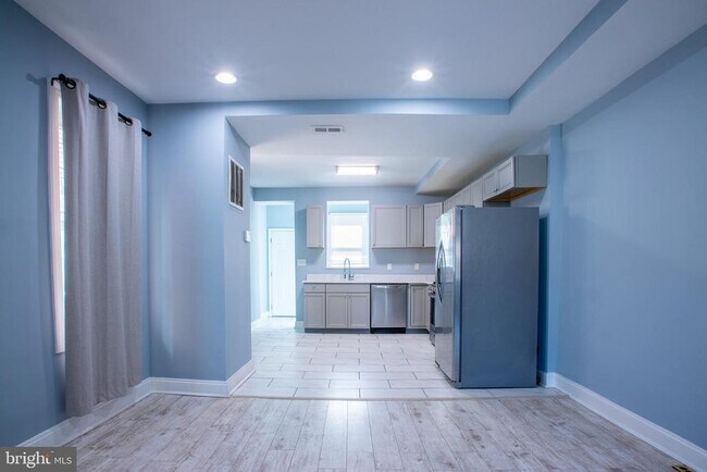 Foto del edificio - 4013 Edmondson Ave